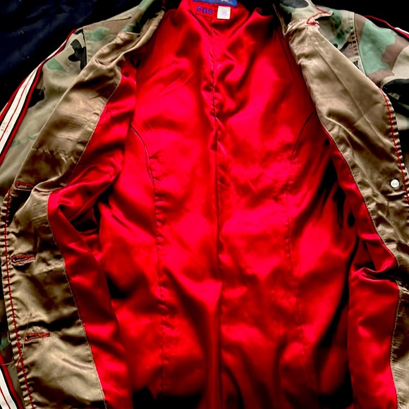 Beautiful blazer! - Picture 2 of 2